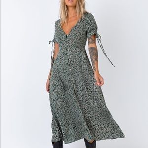 Green maxi dress
